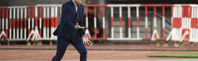 开云官方直播-大连8轮不胜谢晖赛后揽责 唯有继续亮剑血战豪强