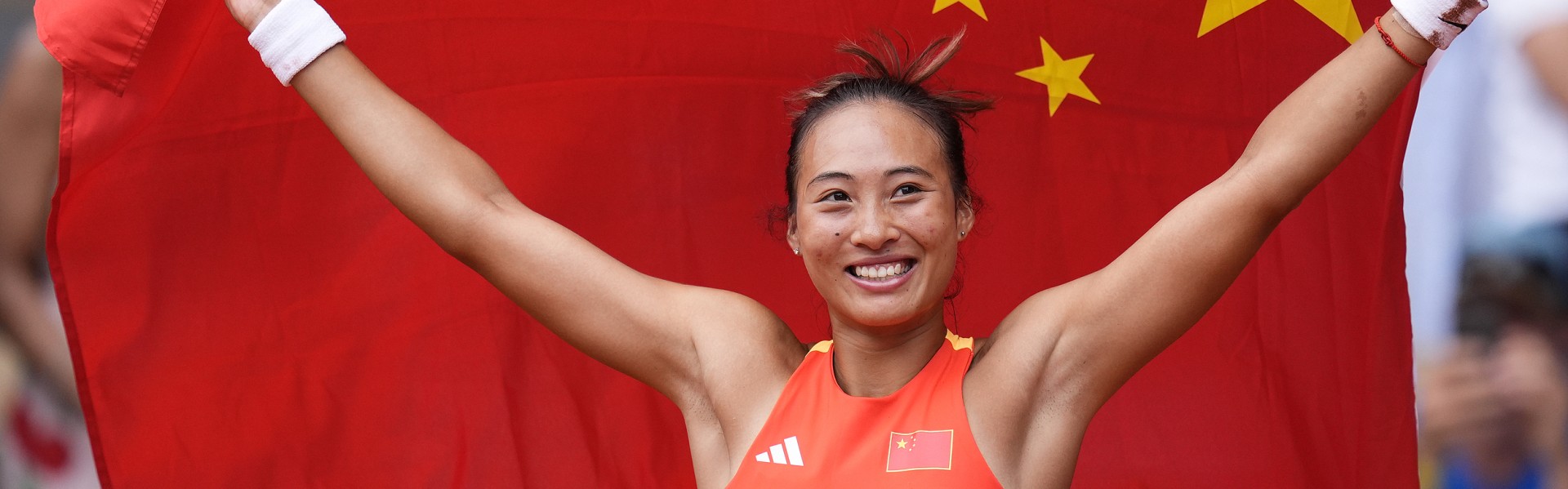 开云平台-外媒统计网坛过去1年收入榜：郑钦文以2220万美元排第6