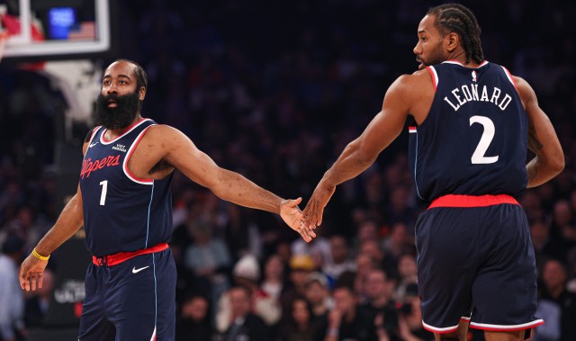 kaiyun sports-卢：哈登小卡一直在做出正确的传球 我们有很多空位投篮机会没进