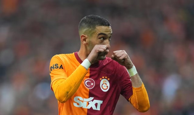 开云平台-西媒：埃尔切仍希望引进齐耶赫，他作为自由球员可以加盟