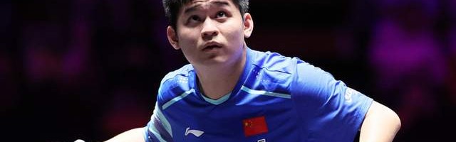 林诗栋横扫吴晙诚晋级8强！一三局压制，第二局拿捏关键分！