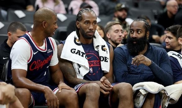 开云平台-离开快船，保罗还有夺冠希望？美记：NBA多支强队对保罗有兴趣！