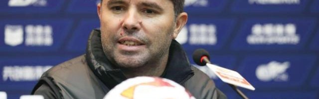 开云官方直播-刘军帅称与费莱尼关系好 安东尼奥：崔是亚洲名帅