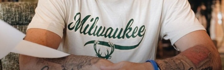 kaiyun sports-必须严查🚨雄鹿和25岁科尔-安东尼签约2年不到570万 非一年合同