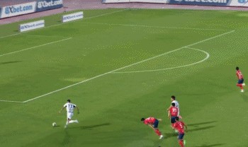 韩K联半场：卢卡斯、李东炅各失绝佳良机，金泉尚武暂0-0首尔