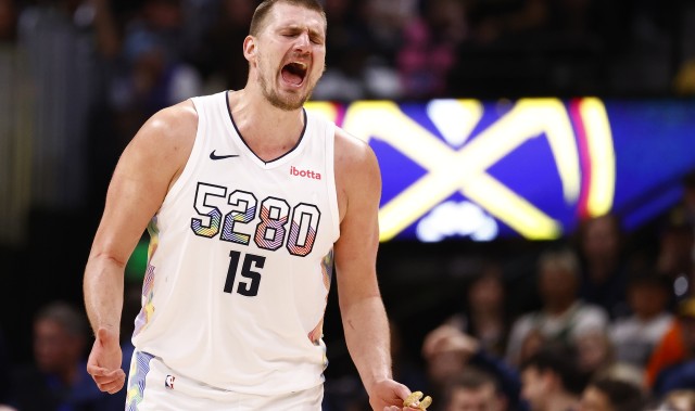 😐约基奇季后赛对阵常规赛50胜以上的球队系列赛仅0胜6负