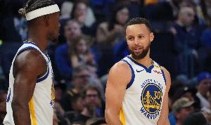 全员发挥！勇士出战13人全部都有得分入账 库追巴只出战3节