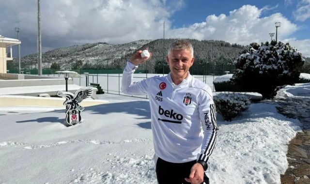 kaiyun sports-索尔斯克亚：曼联是否换帅由高层决定，遗憾他们放走麦克托米奈